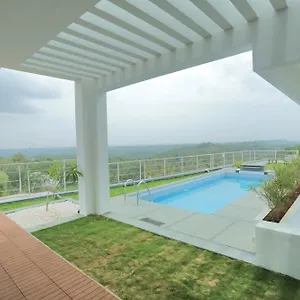  Villa Ama & Trails The Vintage Halton, Trivandrum India